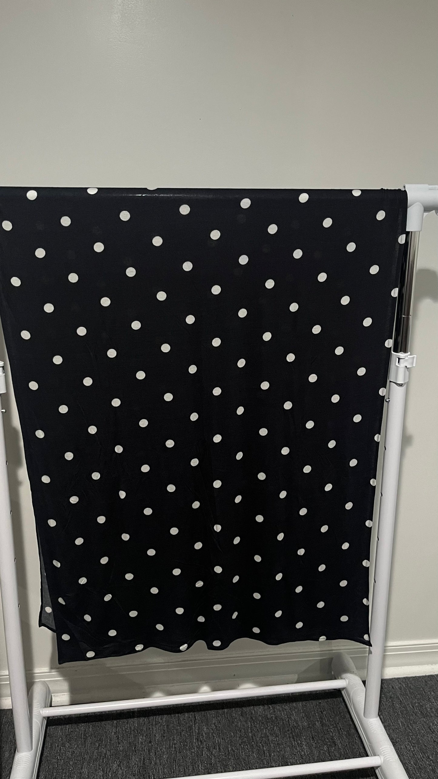 Black polkadot • printed jersey ￼